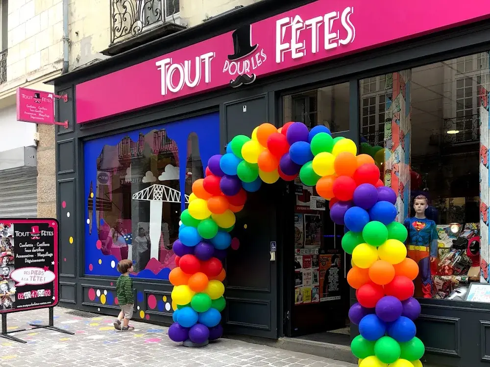projet agencement magasin deguisement nantes par amandine varieras architecte a nantes